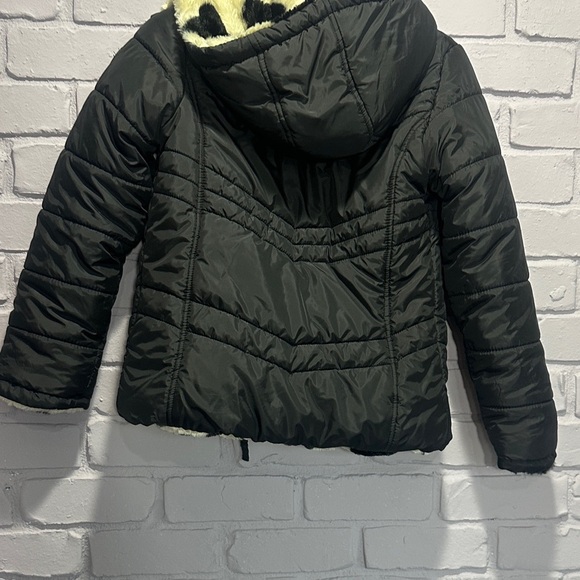 NWOT Madden Girl Kids Heart Pattern Fleece Jacket - Black and Cream size 14/16 - Picture 16 of 16